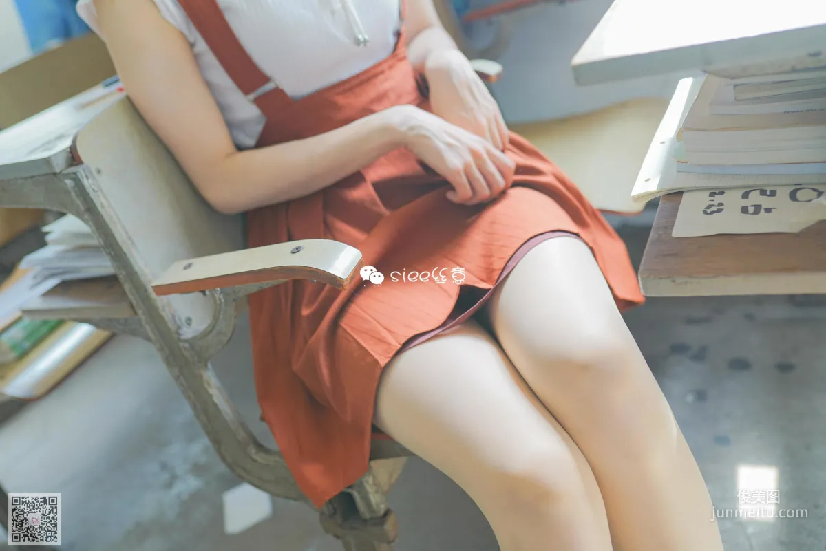[丝意SIEE] No.306 蓓蓓 《学姐，炎炎夏日》 写真集