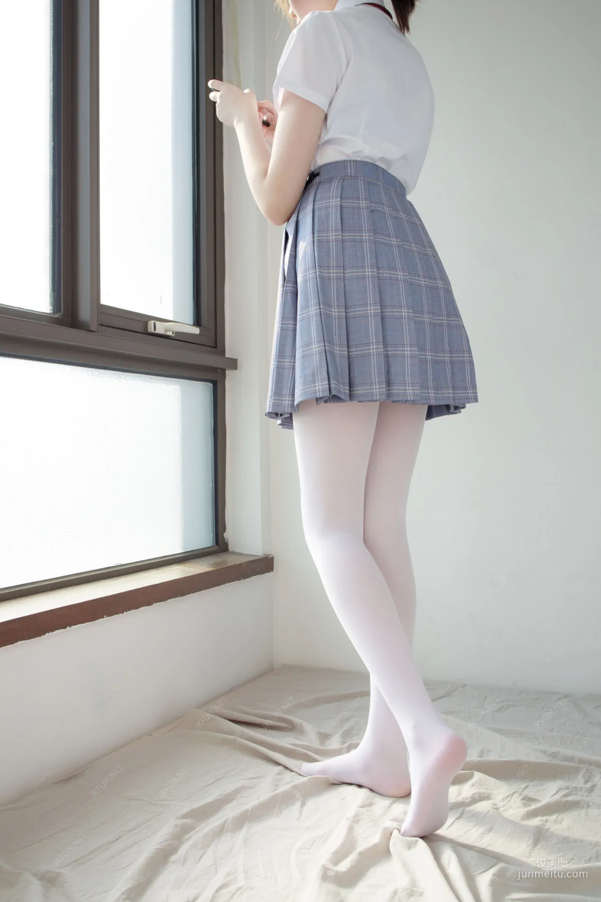 Aika《可爱学妹丝足》 [森萝财团] JKFUN-002 写真集