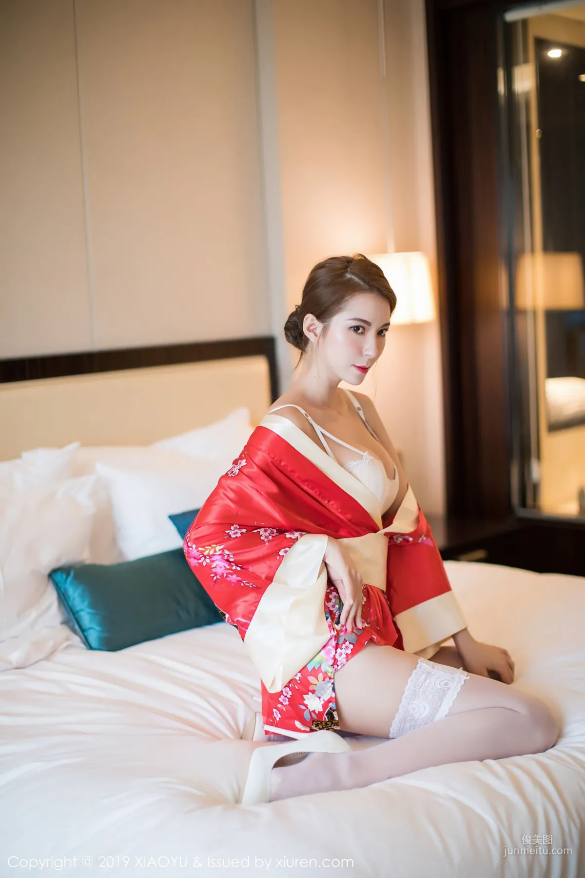 陈良玲Carry《性感的和服+蕾丝美腿私房魅惑》 [语画界XIAOYU] Vol.014 写真集