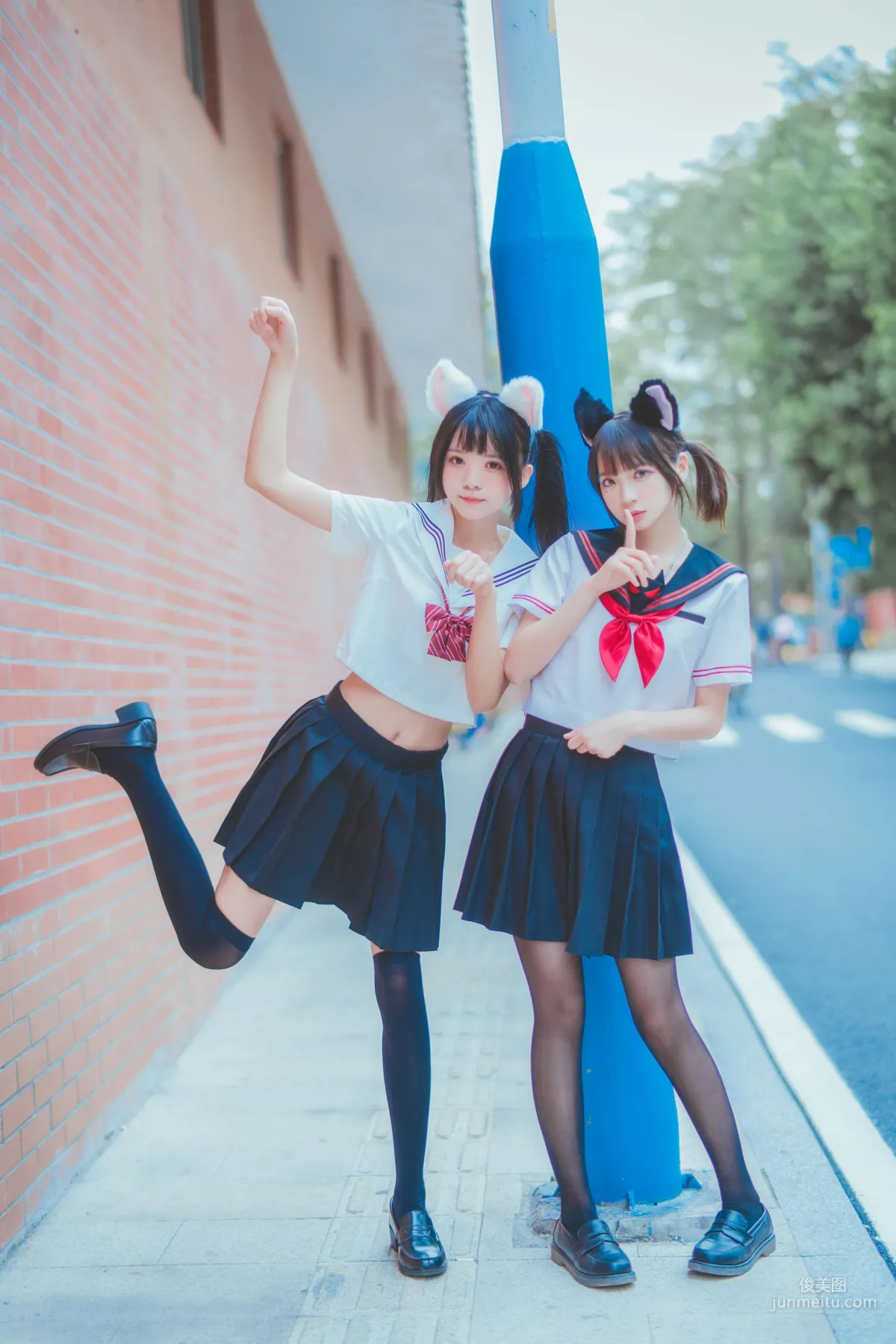 桜桃喵&疯猫ss 《JK百合2》 [萝莉COS] 写真集