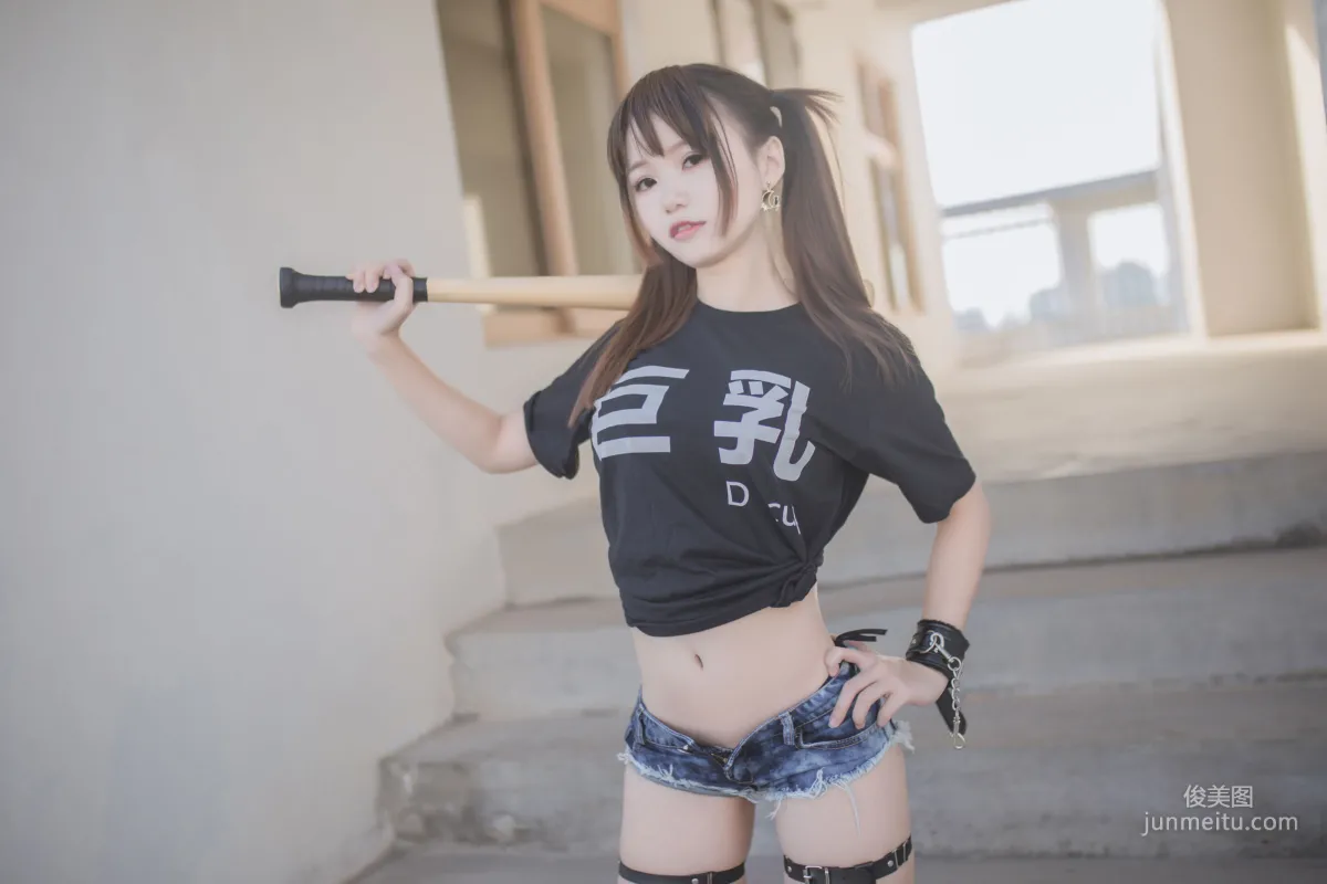 Yoko宅夏《巨乳》 [萝莉COS] 写真集