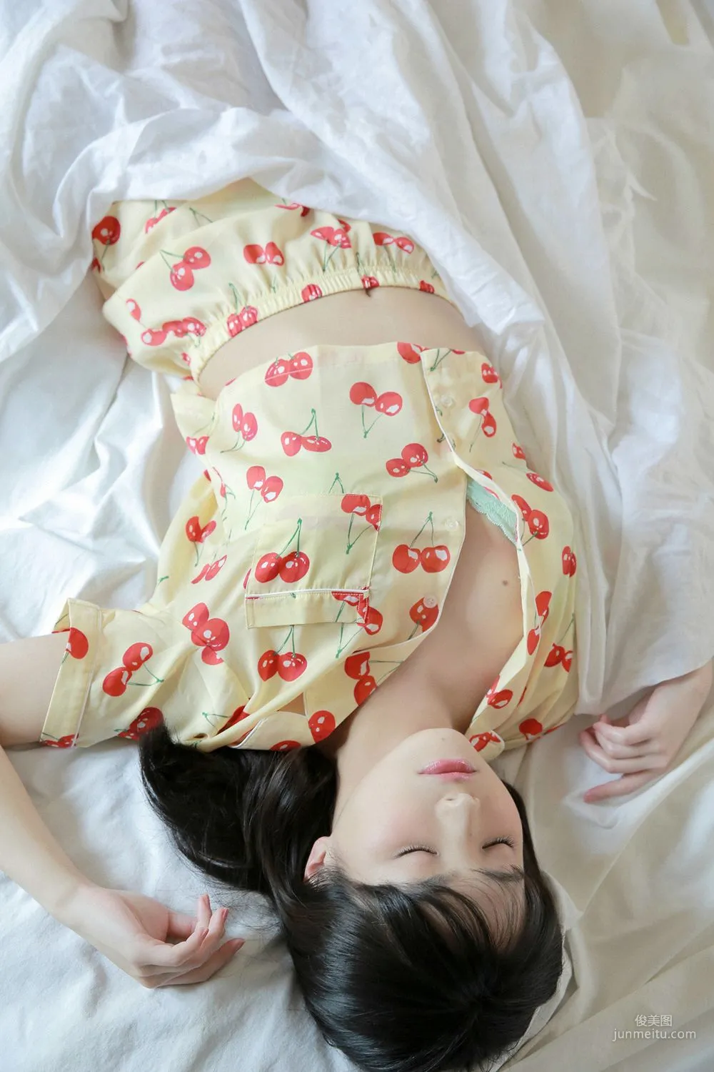 片岡沙耶 Saya Kataoka [YS-Web] Vol.820 写真集