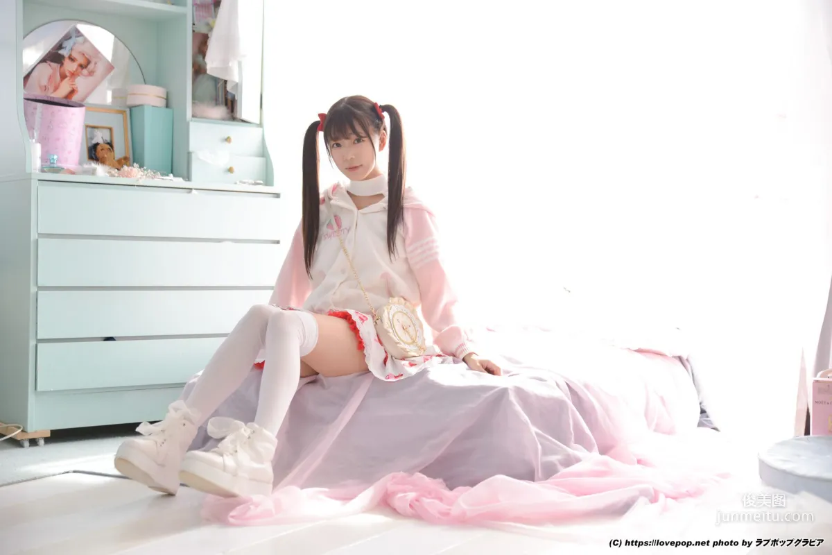 辰巳シーナ Tatsumi Sina Photoset 05 [LOVEPOP] 写真集