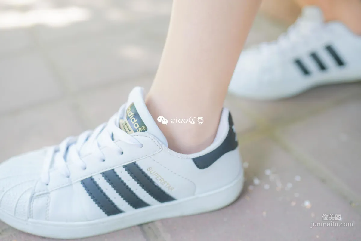 玲玲《新师妹，仲夏之思》 [丝意SIEE] No.349 写真集