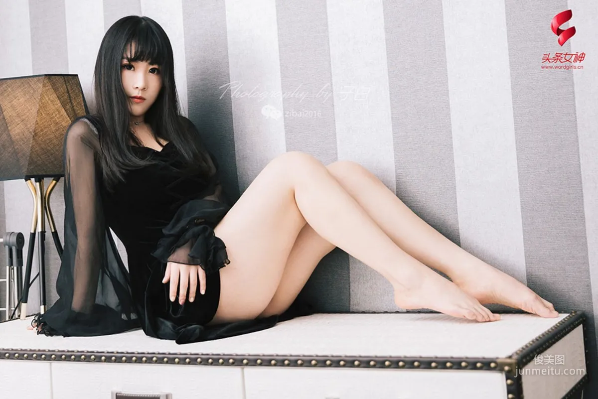 糖糖《黑与白的纯净女孩》 [头条女神wordgirls] 写真集