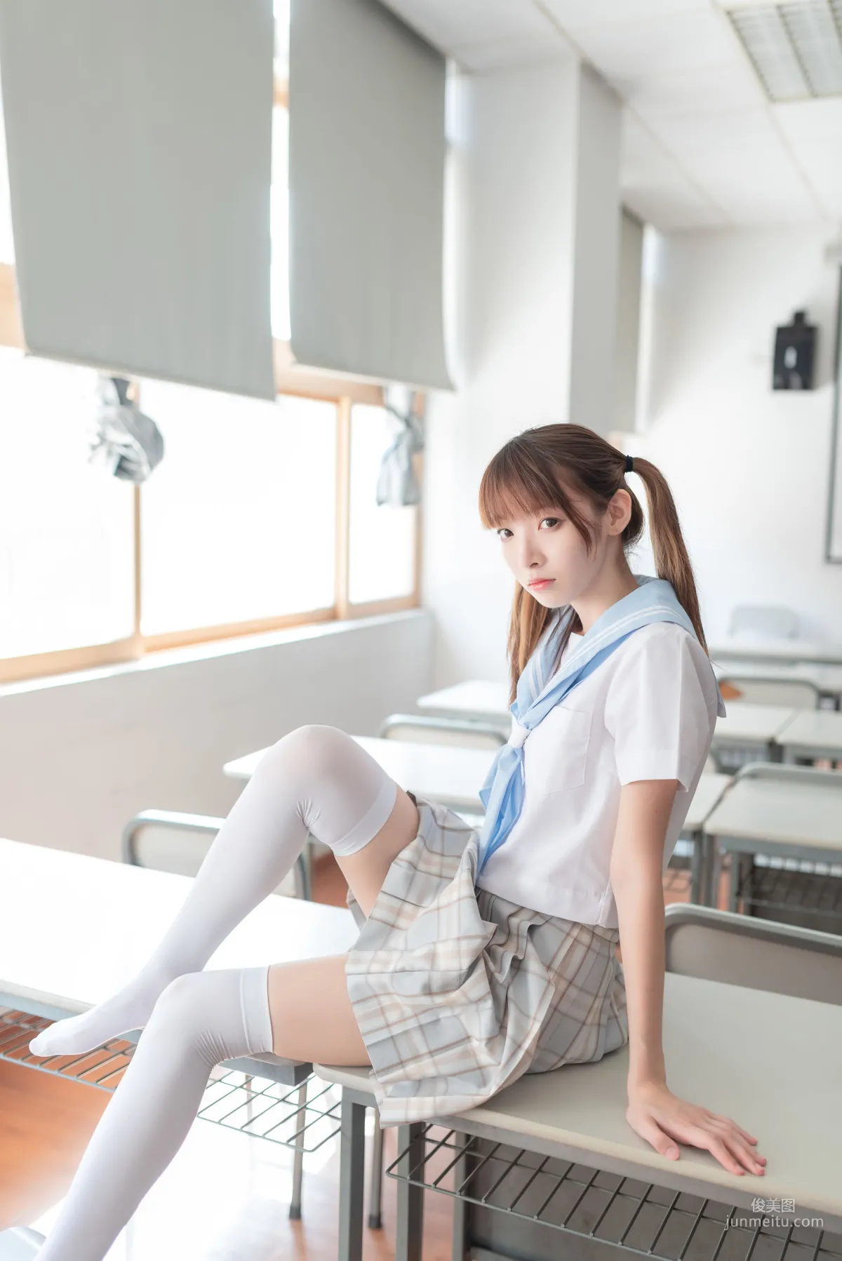 [风之领域] NO.041 教室水手服白丝 写真集