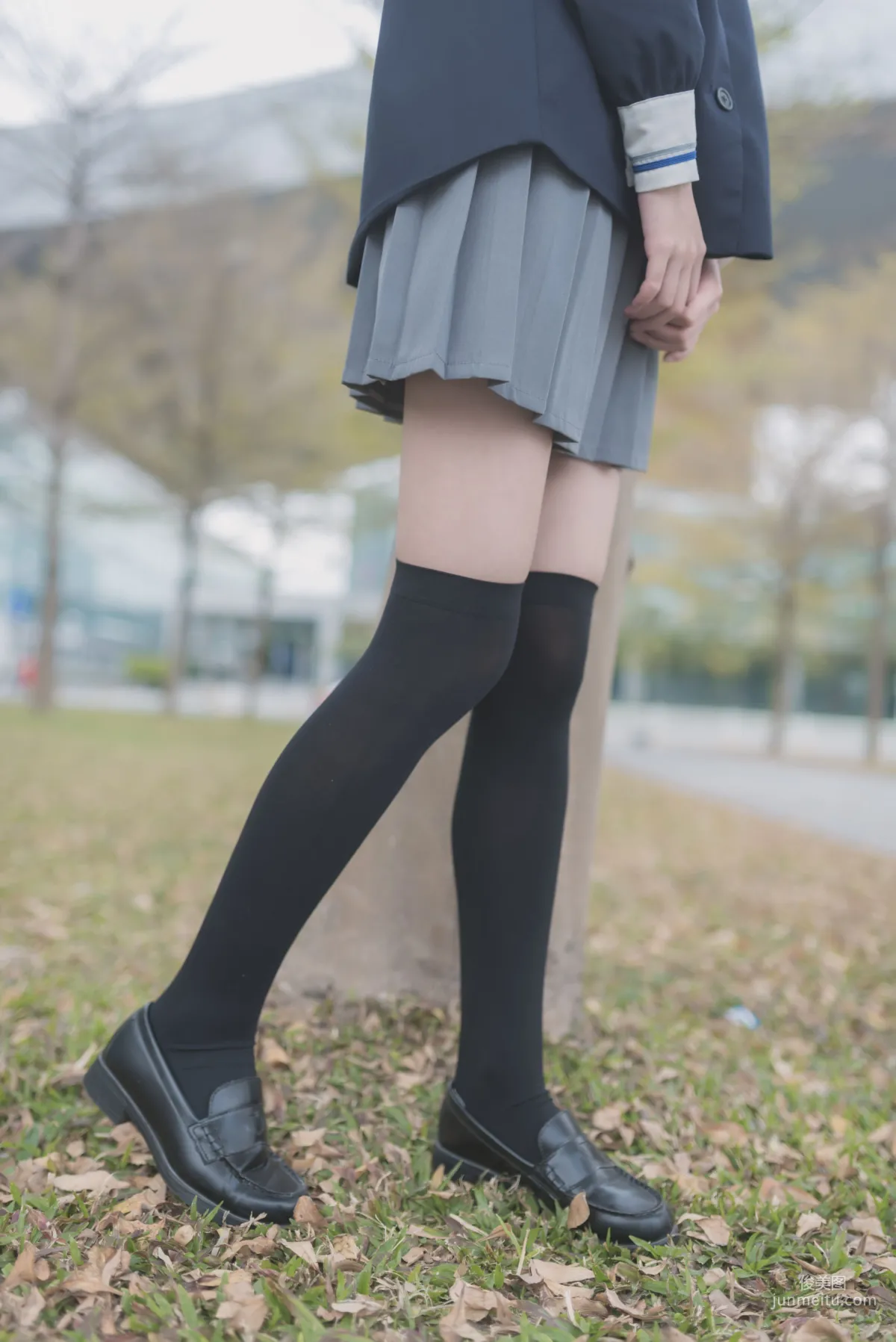 [风之领域] NO.021 学妹户外黑丝1 写真集
