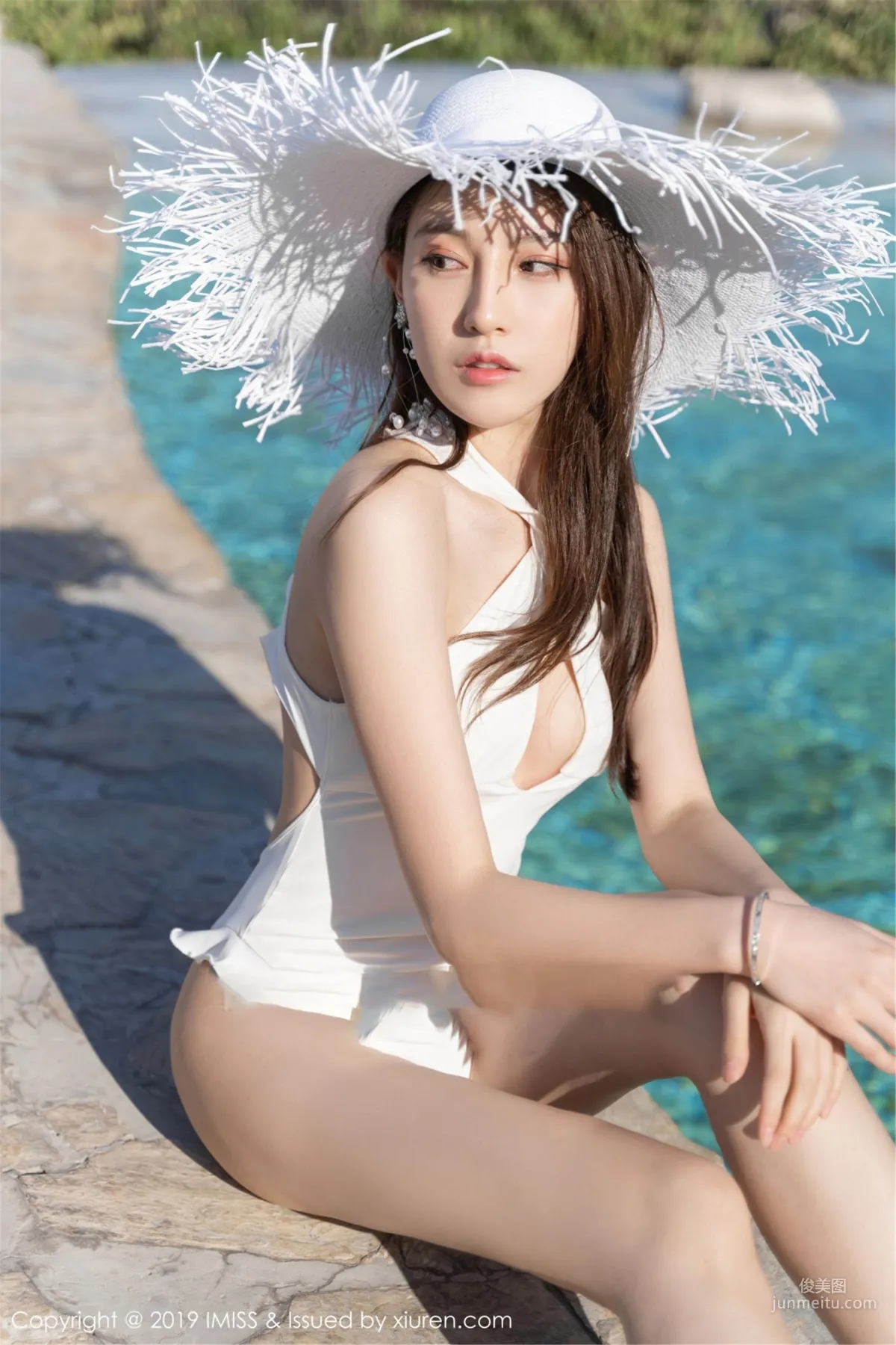 Lynn刘奕宁《一朵含苞待放的牡丹花》 [爱蜜社IMiss] Vol.368 写真集