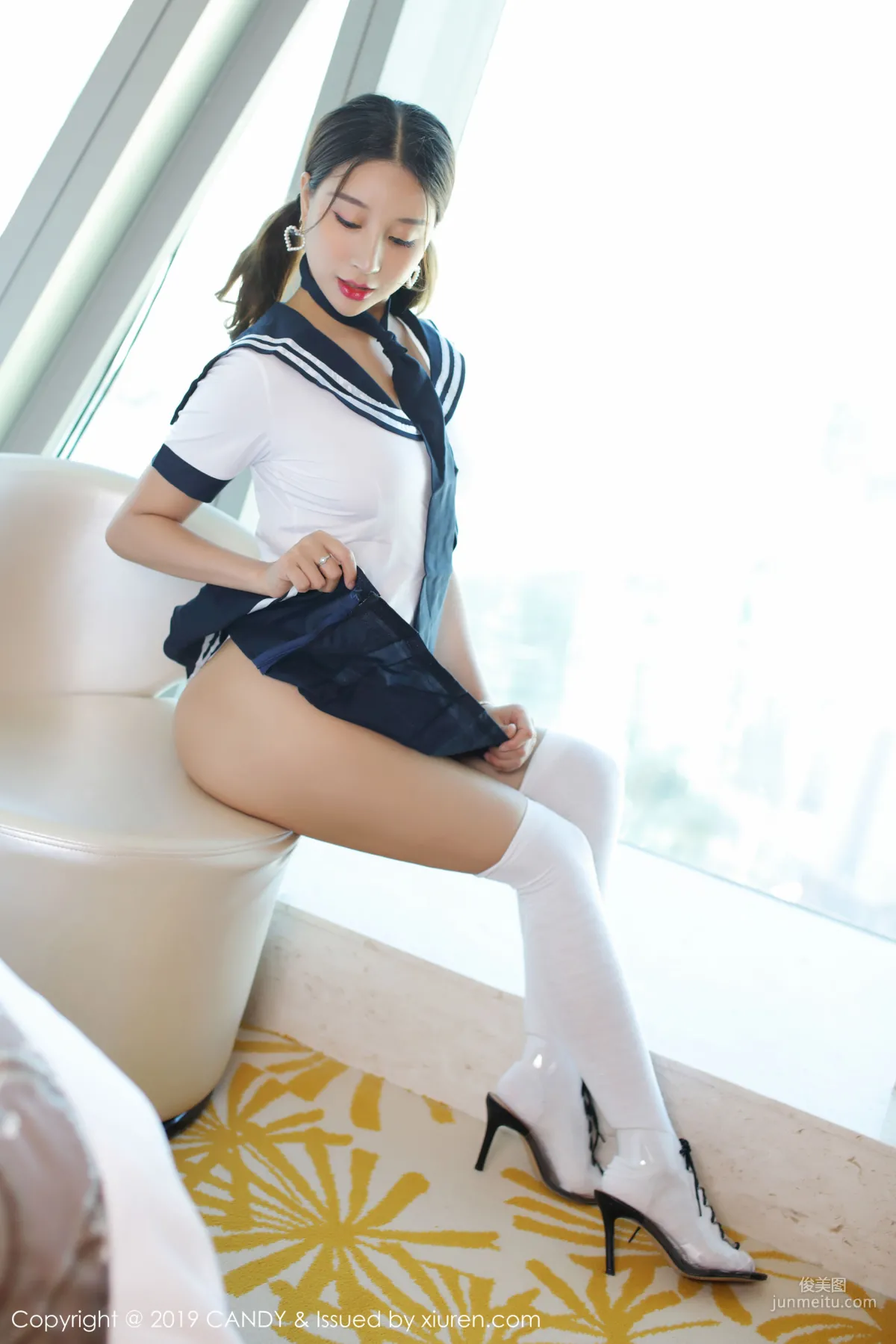 筱慧《清纯学生制服与丁字裤》 [糖果画报CANDY] Vol.073 写真集
