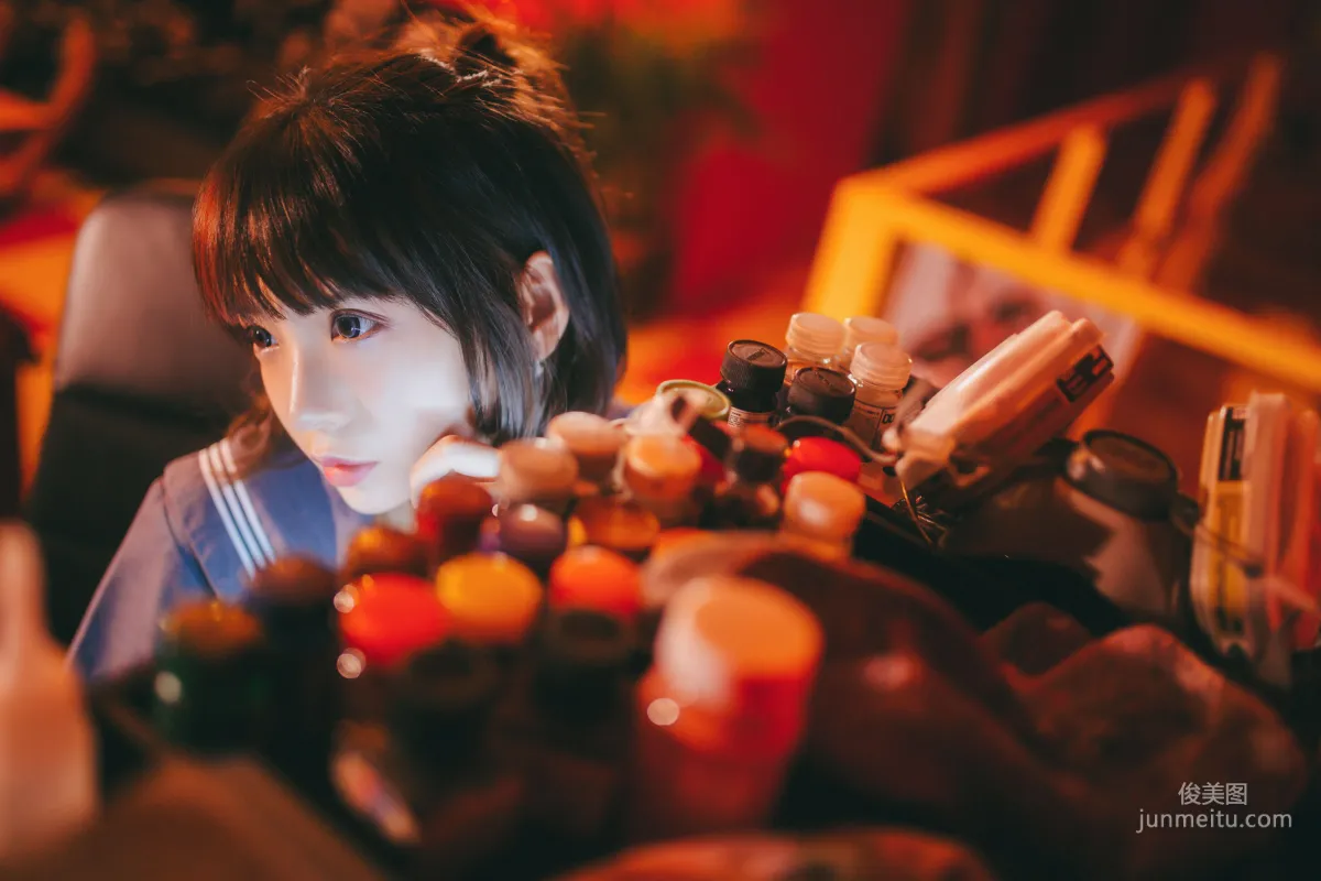 疯猫ss《被囚禁的少女》 [萝莉COS] 写真集