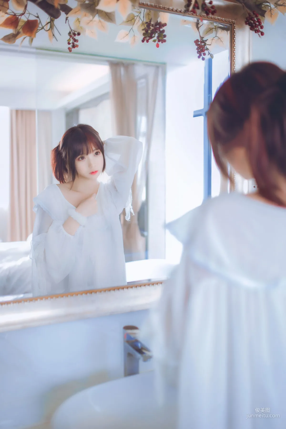 疯猫ss《睡衣与浴室的水手服》 [萝莉COS] 写真集