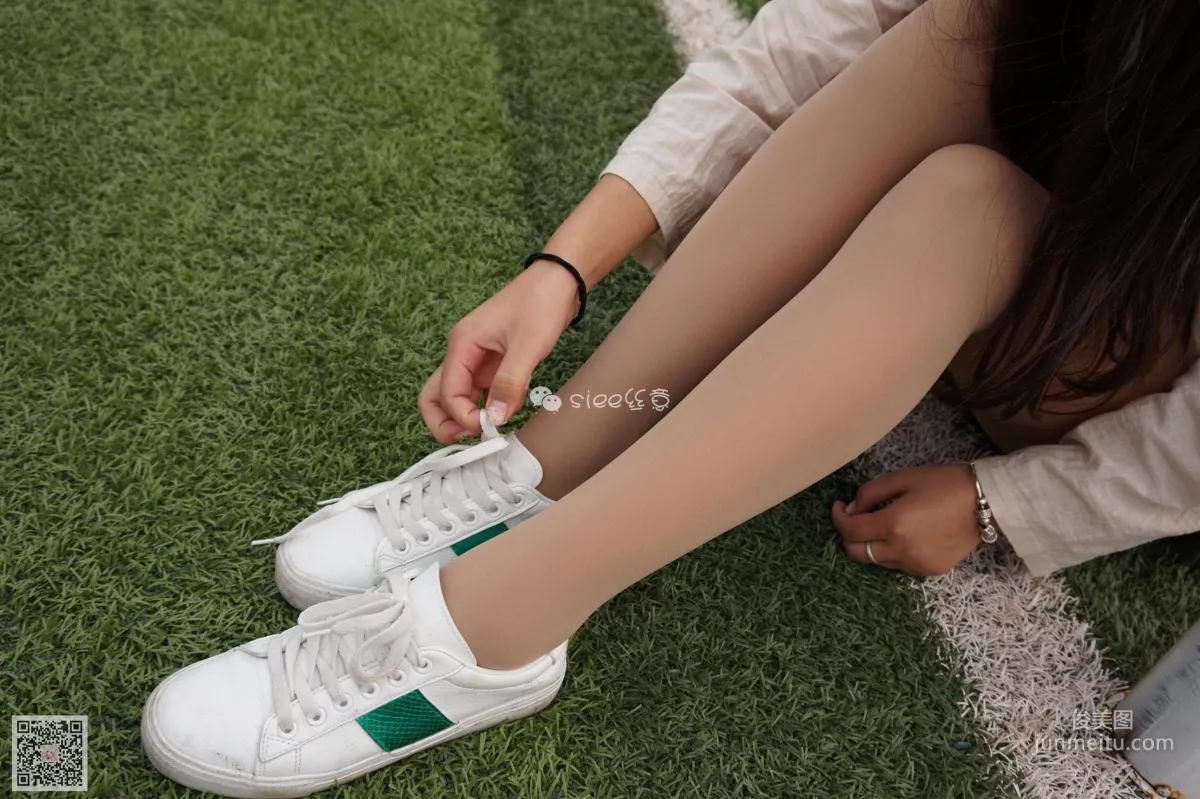 [丝意SIEE] No.002 鱼鱼 《操场肉丝》 写真集