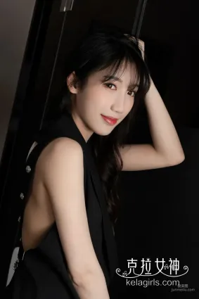 佳莹《OL晾脚底》 [克拉女神Kelagirls] 写真集