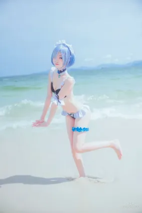桜桃喵《蕾姆COS》 [萝莉COS] 写真集