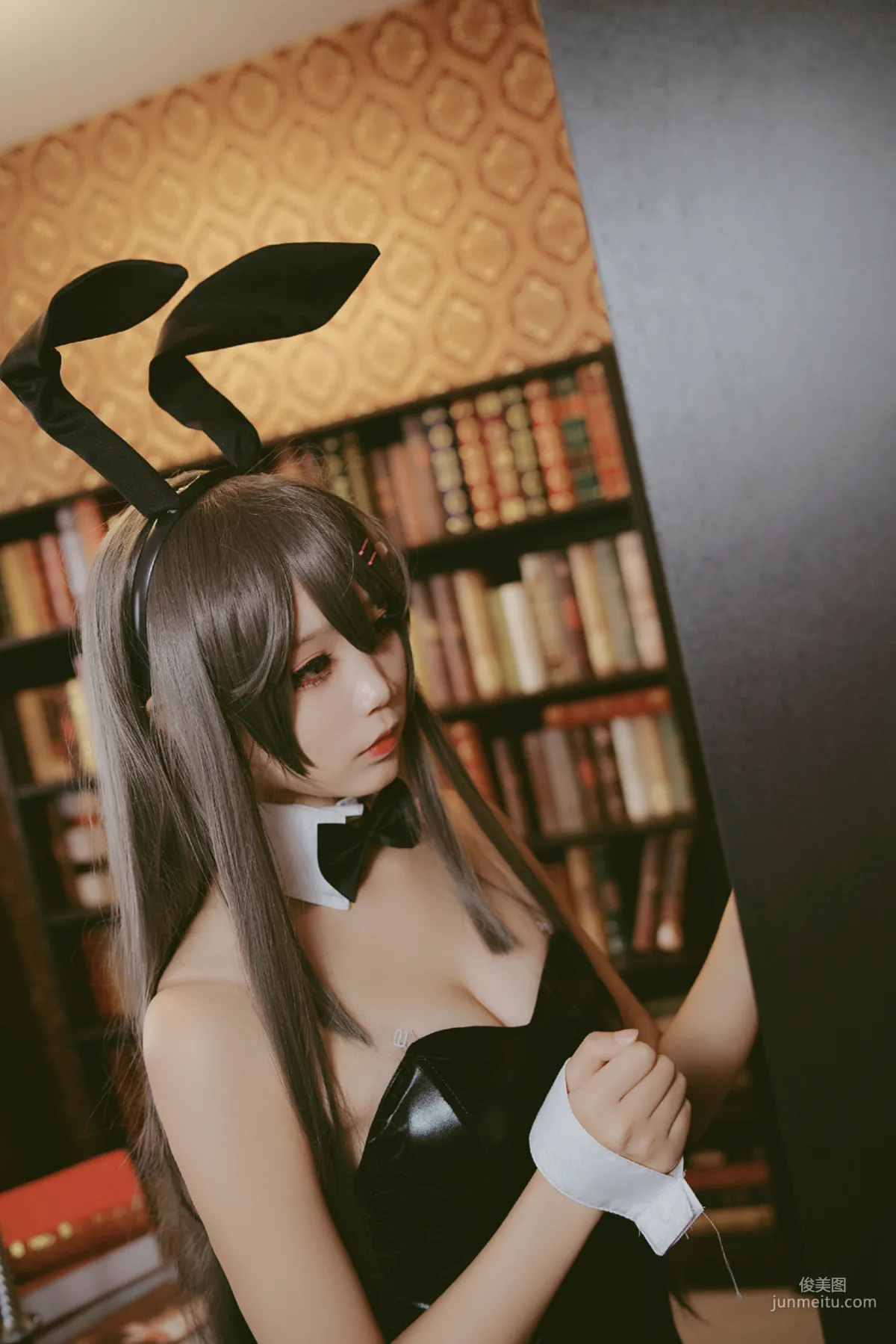 [风之领域] NO.151 黑丝兔女郎 写真集