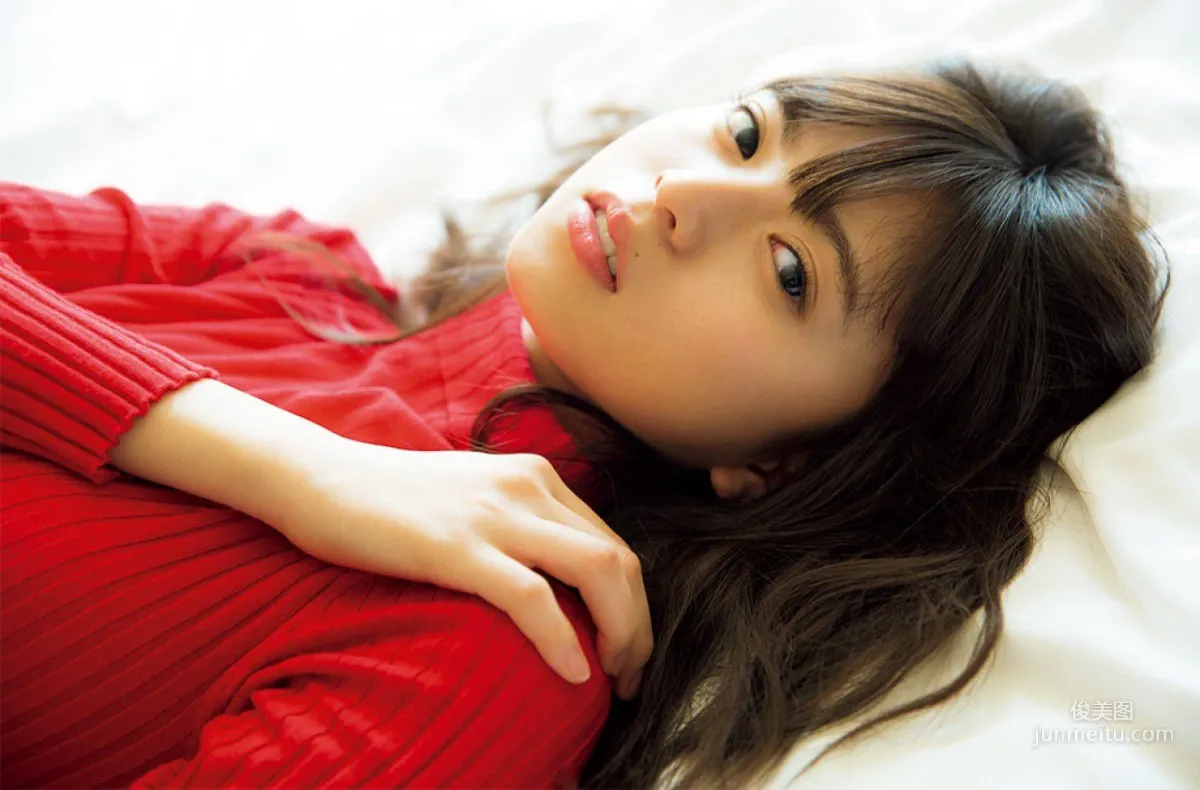 [FRIDAY] 乃木坂46・齋藤飛鳥 《「あの頃、君を追いかけた」台湾ロケにスクープ密着！》写真