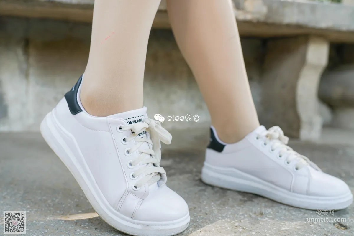 [丝意SIEE] No.287 小月 《青涩的小白鞋》 写真集
