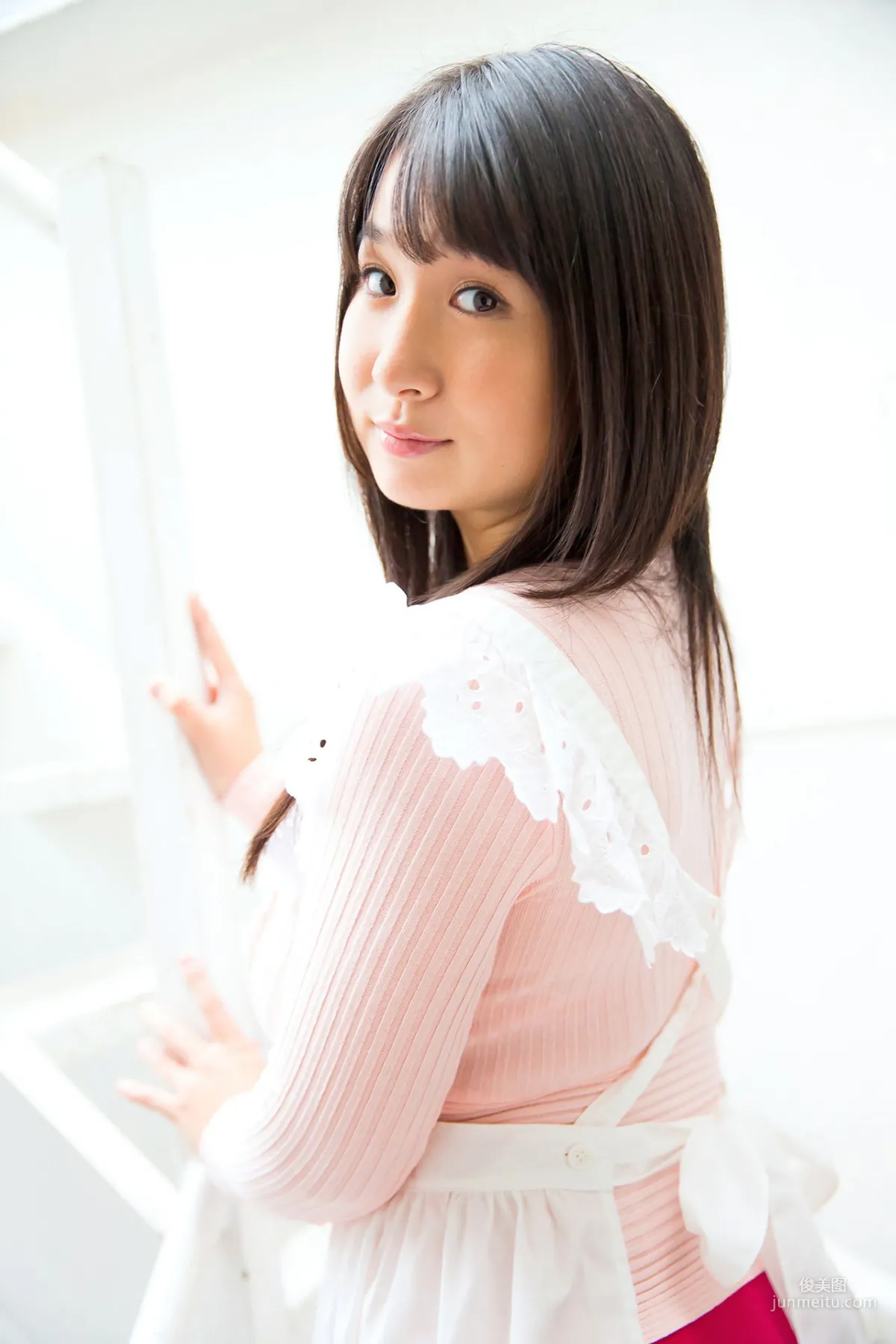 桐山瑠衣 《甘美な人妻 桐山瑠衣 必撮！まるごと☆》写真集