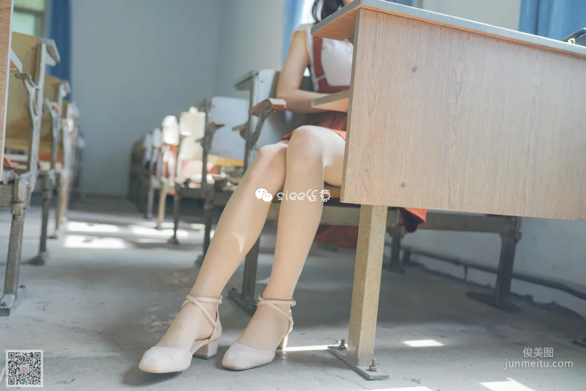 [丝意SIEE] No.306 蓓蓓 《学姐，炎炎夏日》 写真集