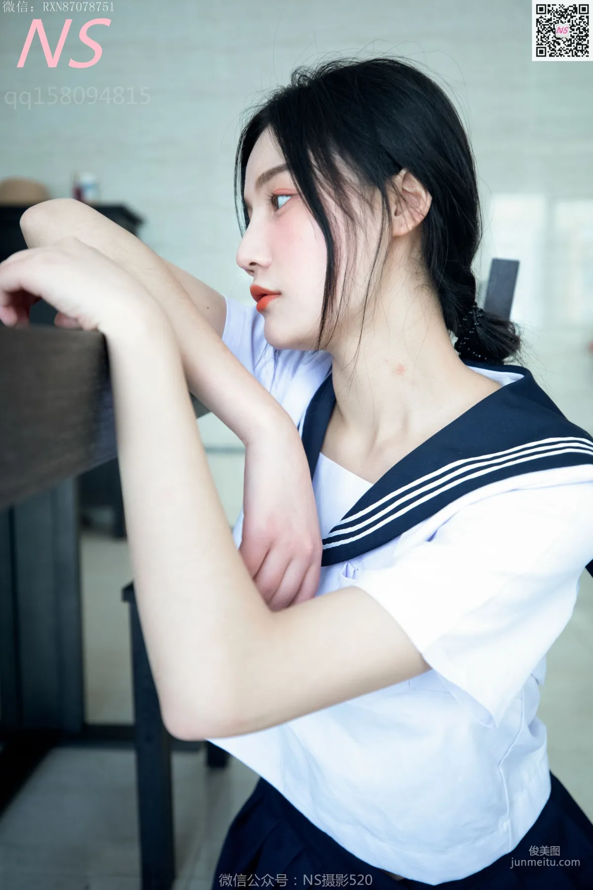 子涵《黑色丝袜的家居生活》 [纳丝摄影] 写真集