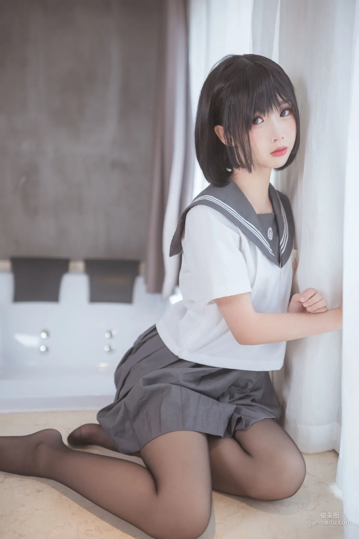 面饼仙儿《脑内少女 黑丝JK》 [福利COSPLAY] 写真集