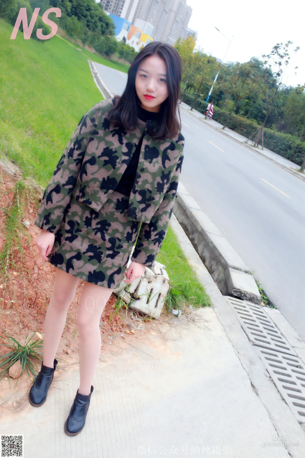 微微《迷彩少女户外肉丝》 [纳丝摄影] NO.095 写真集