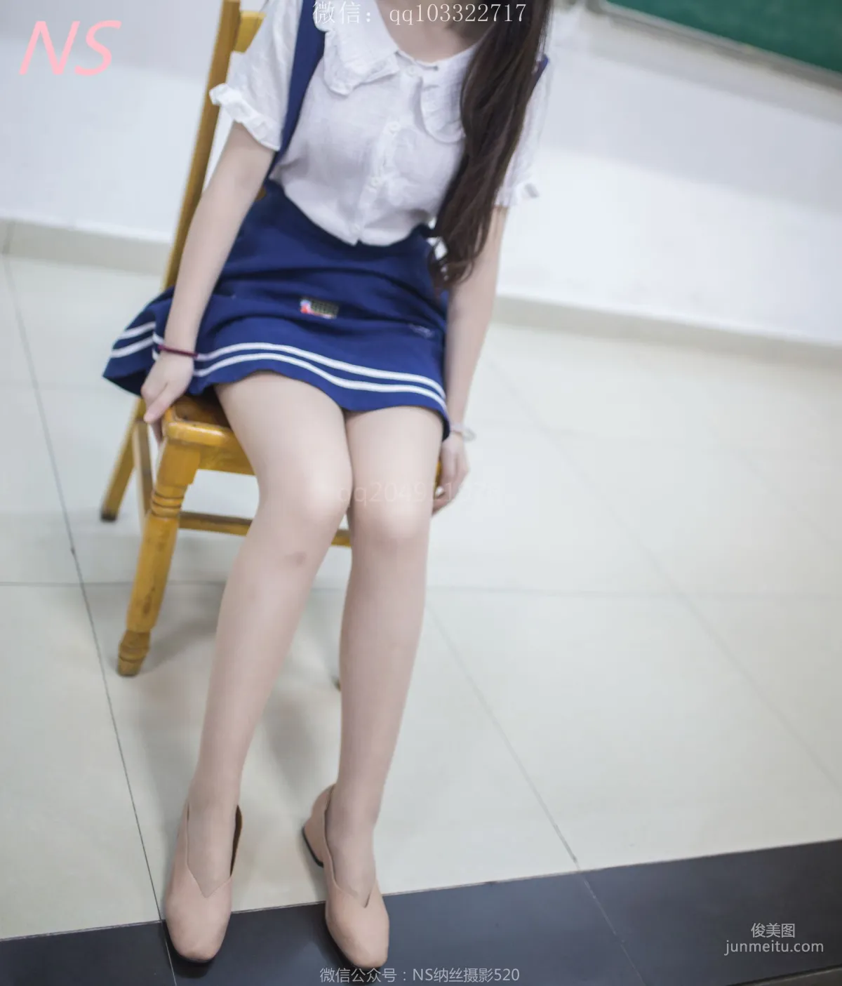 小纯《纯纯丝袜萌萌》 [纳丝摄影] 写真集