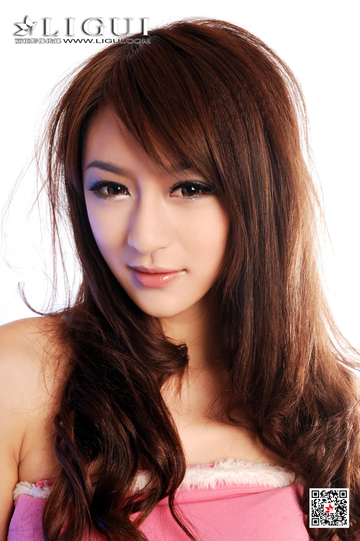 Model 饶微《粉红女郎》 [丽柜Ligui] 写真集