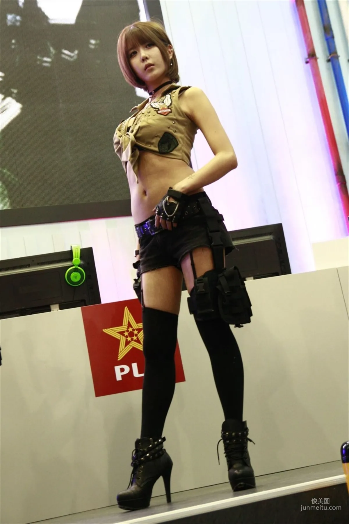 许允美《游戏展览COS》 [韩国展台美女] 写真图片
