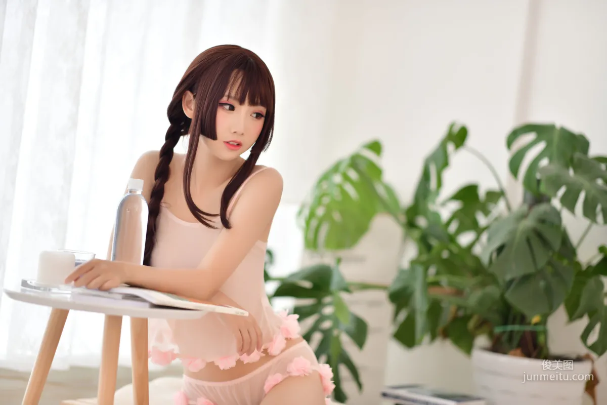 面饼仙儿《小女友1》 [福利COSPLAY] 写真集