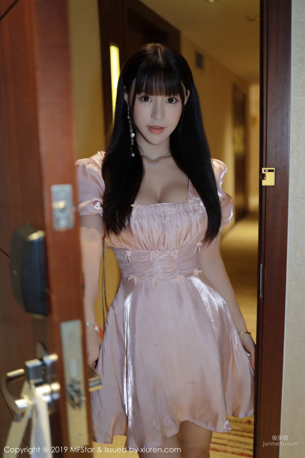 Flower朱可儿《从入门到室内的私房魅惑》 [模范学院MFStar] Vol.217 写真集