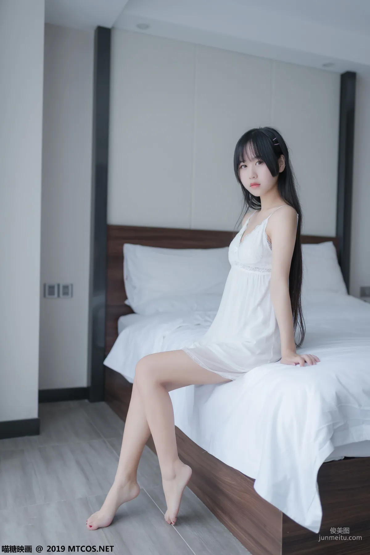《白纱裙》 [喵糖映画] VOL.069 写真集