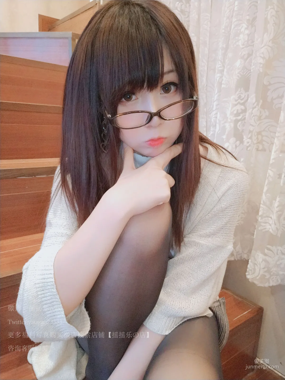 COSER摇摇乐yoyo《御姐向！》 [COSPLAY福利] 写真集