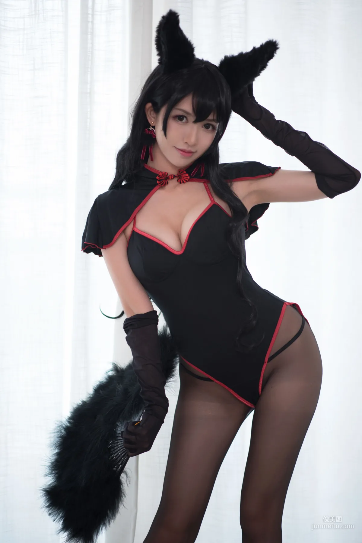 鳗鱼霏儿《兽耳+黑丝》 [COSPLAY美女] 写真集