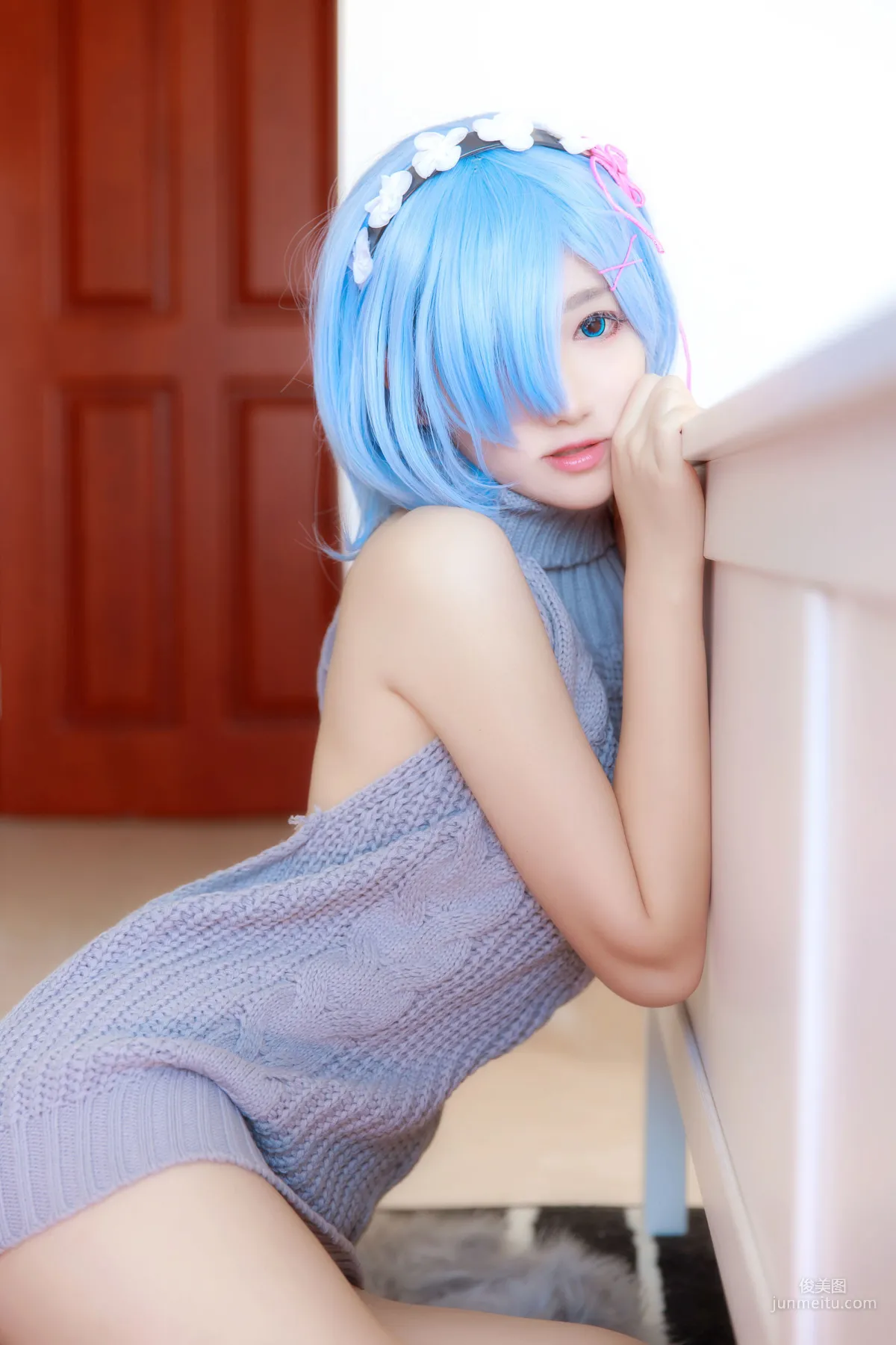 南桃Momoko《蕾姆露背毛衣》 [COSPLAY美女] 写真集