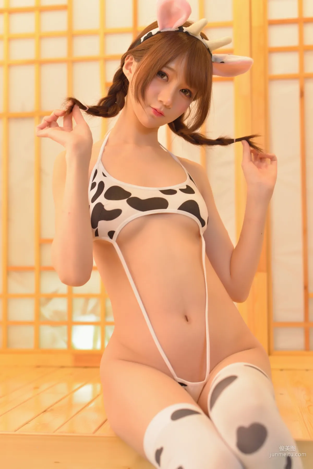 NAGISA魔物喵《乳牛》 [COSPLAY美女] 写真集