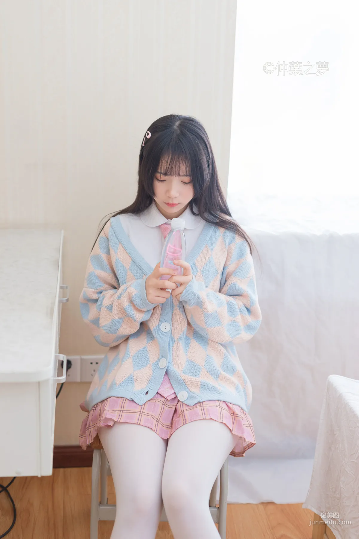 《日系白丝妹妹的性感》 [轻兰映画] Grand.002 写真集