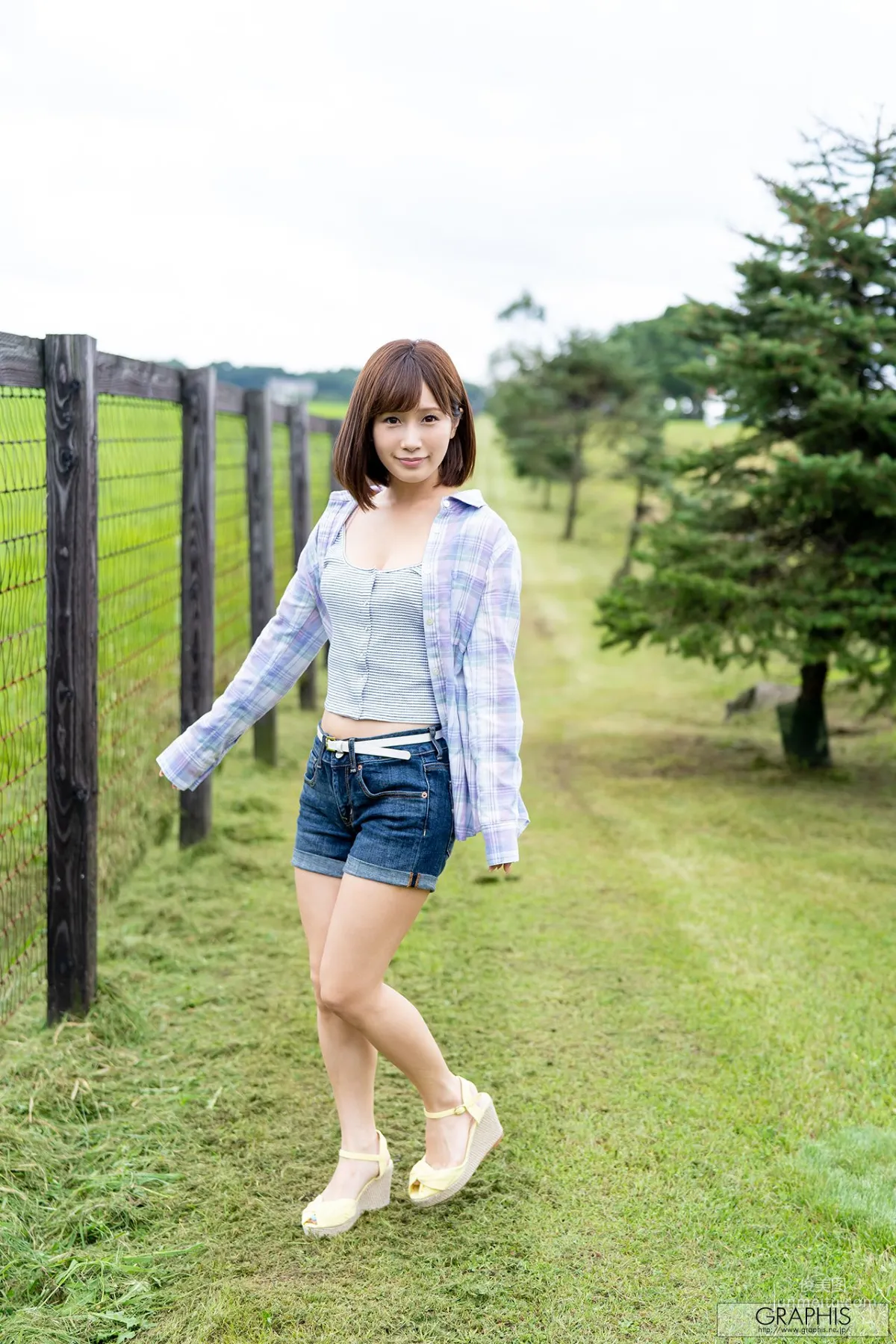 小島みなみ(小岛南)《Happiness》 [Graphis] Special Gravure 写真集