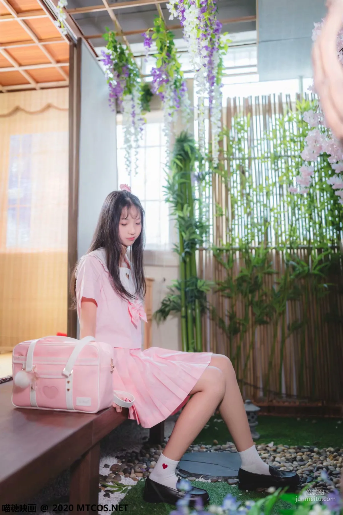 《日系粉色JK》 [喵糖映画] VOL.087 写真集