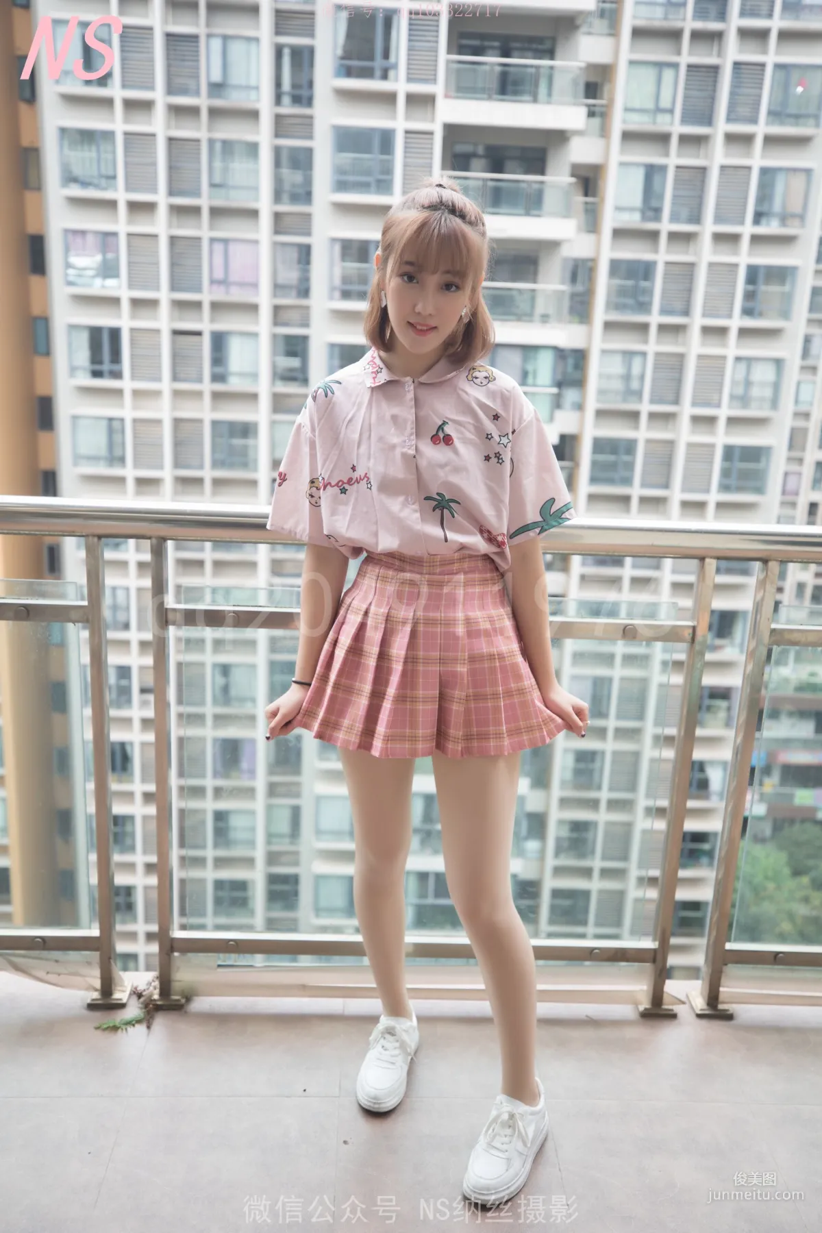 琴子《来我家里啦 丝袜好特殊的》 [纳丝摄影] 写真集