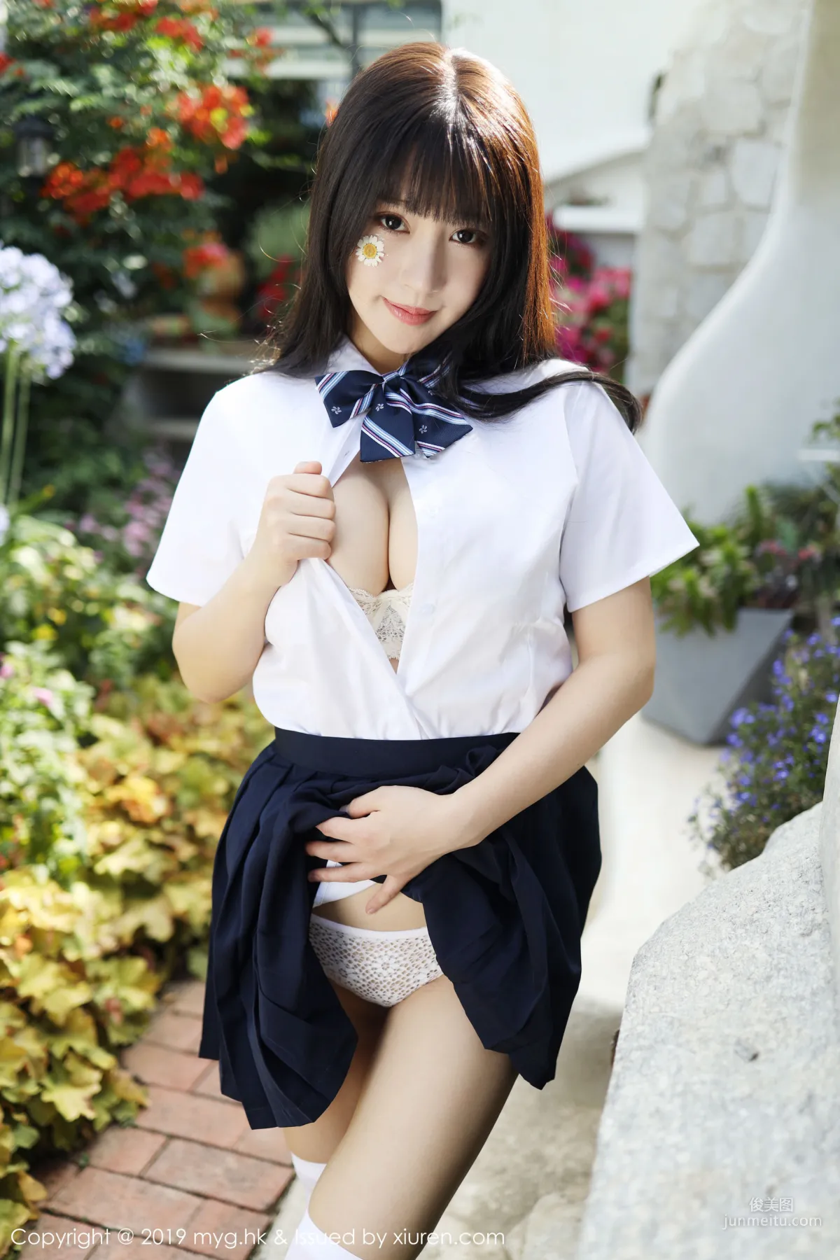 Flower朱可儿《户外学院风学生装系列》 [美媛馆MyGirl] Vol.394 写真集