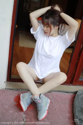 恩率babe《童颜巨乳性感美女》 [模范学院MFStar] Vol.237 写真集