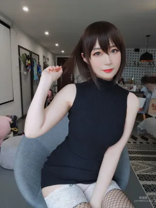 COSER白银81《黑色包臀裙》 [COSPLAY少女] 写真集