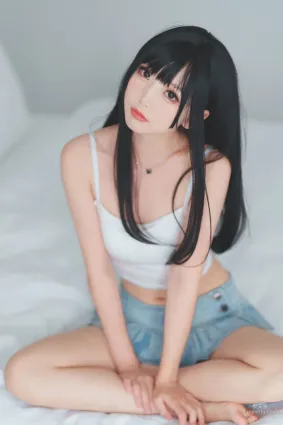 面饼仙儿《可爱女友》 [福利COSPLAY] 写真集