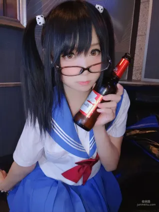 COSER摇摇乐yoyo《诱人小学妹》 [COSPLAY福利] 写真集