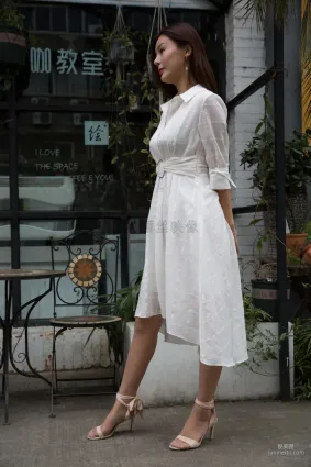 [丽丝映像GIRLISS] 《凉冰冬日裙下的ROSI》 写真集
