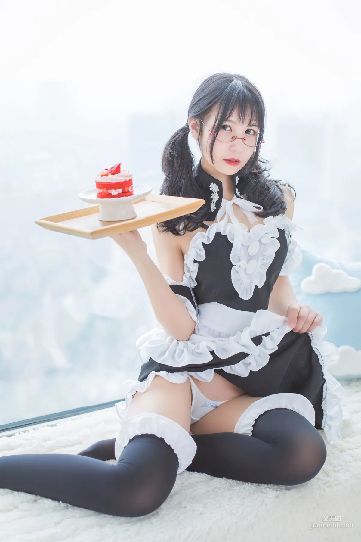 逐月su《女仆》 [COSPLAY美少女] 写真集