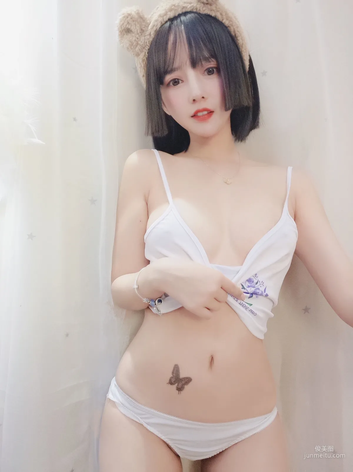 COSER米线线sama《小可爱熊妹》 [COSPLAY少女] 写真集