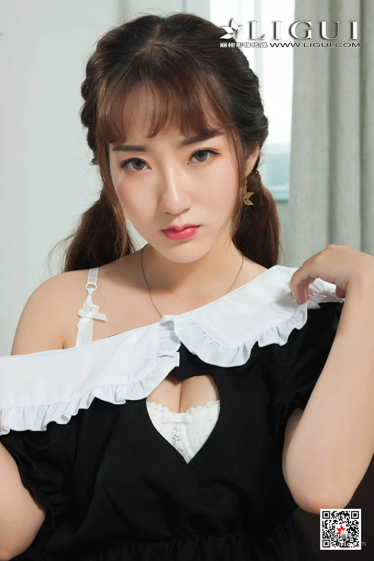 Model 汐汐《女仆变身》 [丽柜Ligui] 写真集