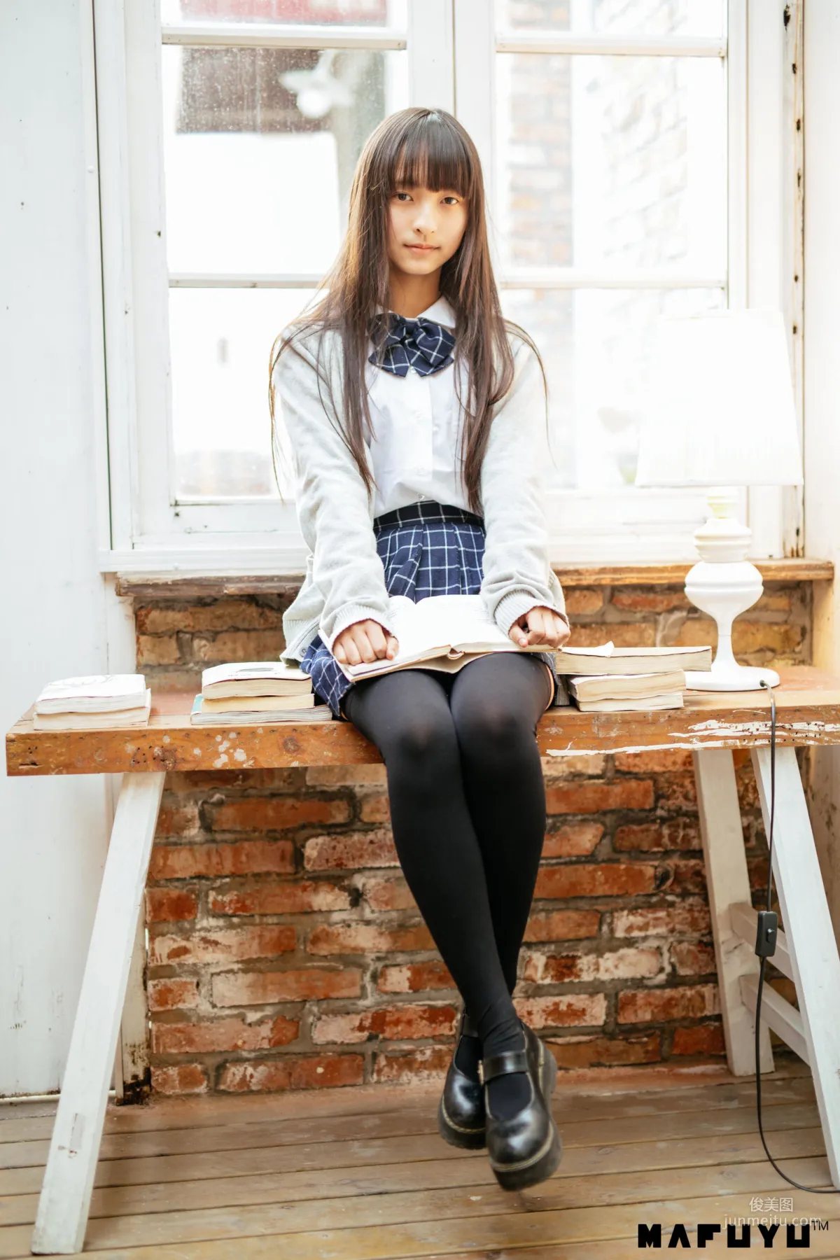 神楽坂真冬 《JK学生系列》 [萝莉COSPLAY] 写真集